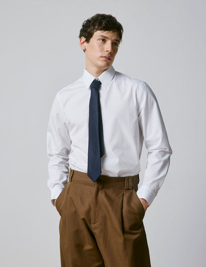 Chemise semi-ajustée blanche