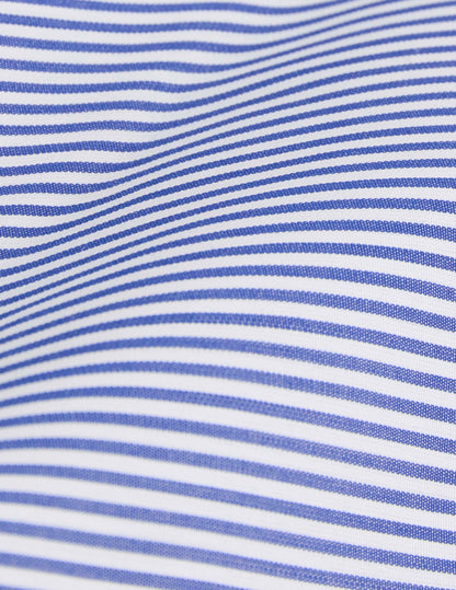 Chemise semi-ajustée rayée bleue