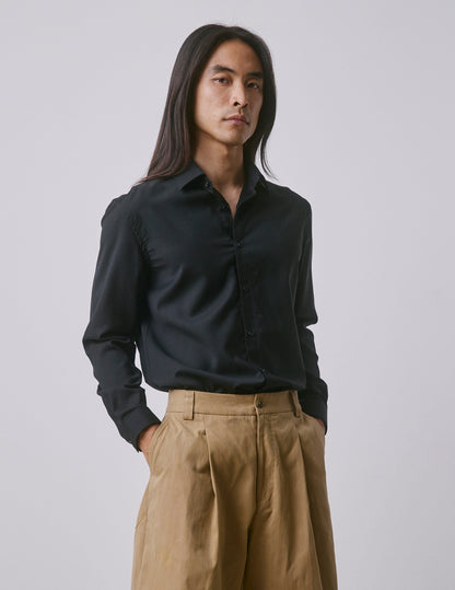 Chemise Auguste en laine vierge noire
