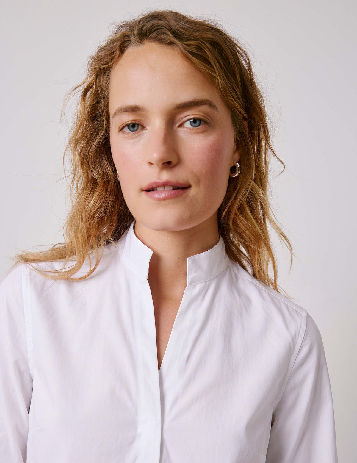 Chemise Carlita blanche - Popeline - Col Droit ouvert