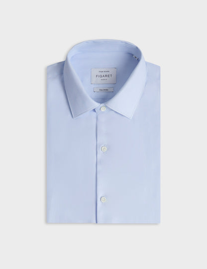Chemise ajustée bleu clair