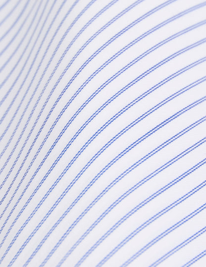 Chemise semi-ajustée rayée bleue