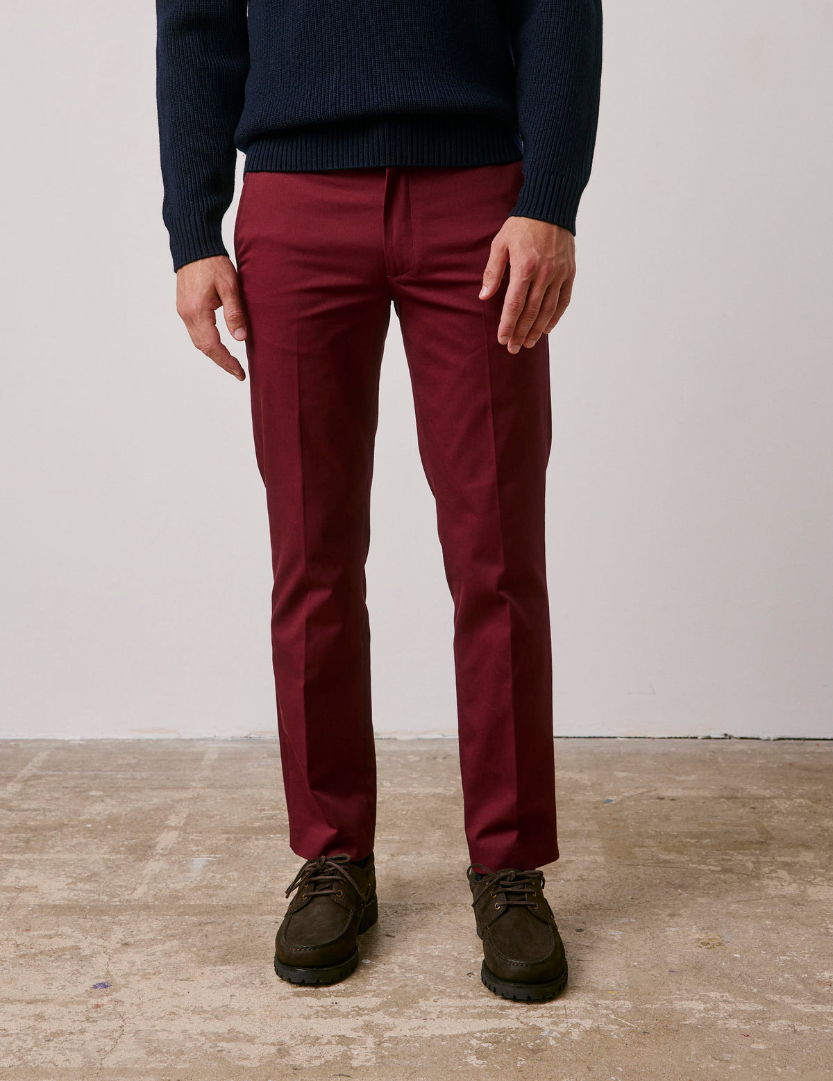 Chino Geofrey en twill de coton bordeaux