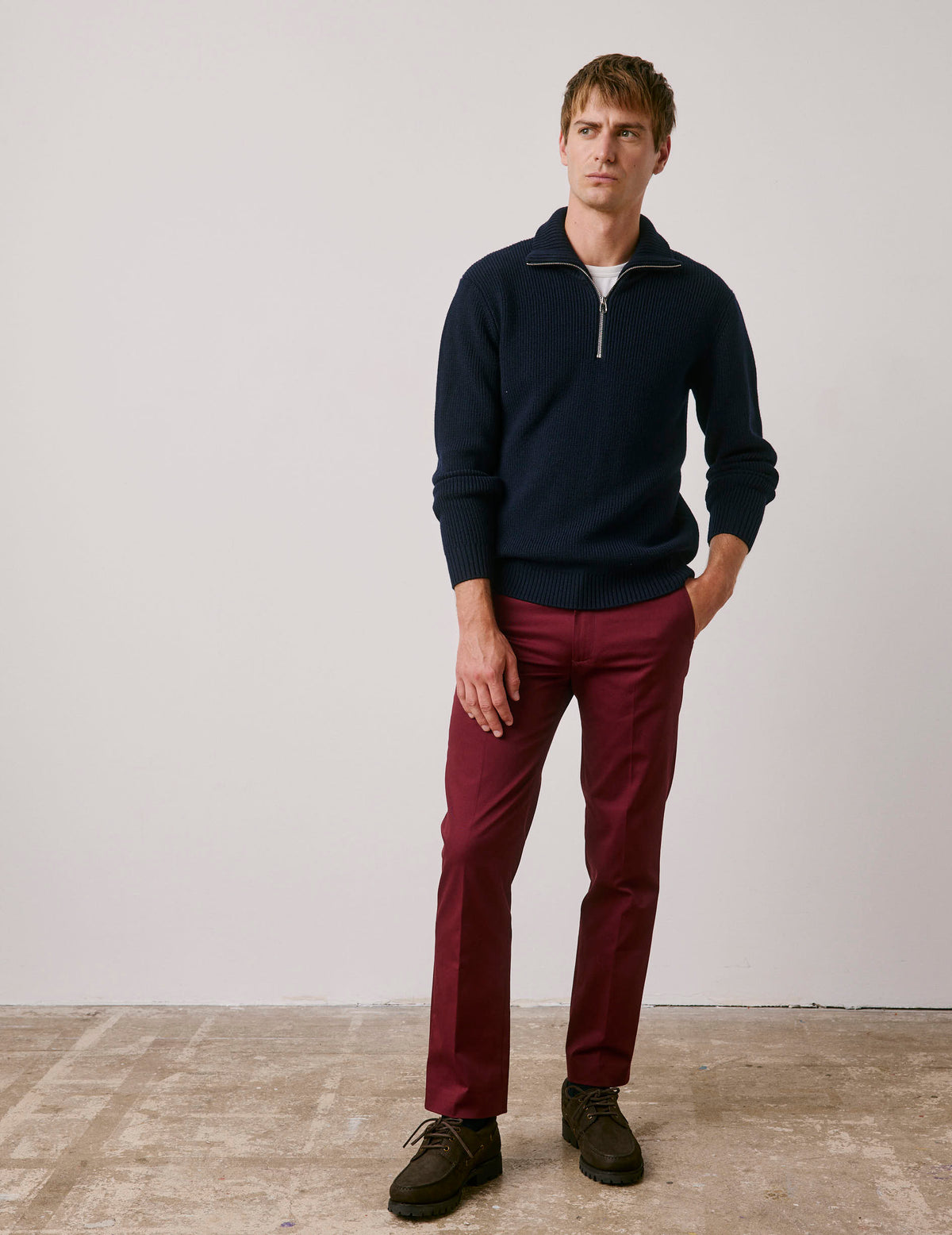Chino Geofrey en twill de coton bordeaux