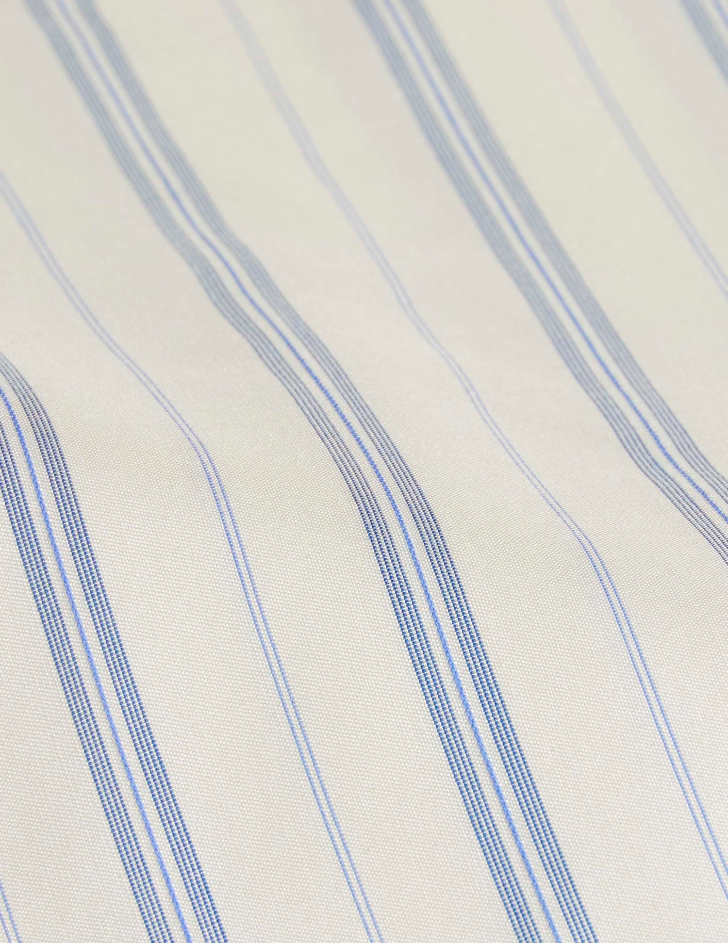 Chemise Hannah rayée bleu clair - Soie - Col Chemise - Poignets Mousquetaires#7
