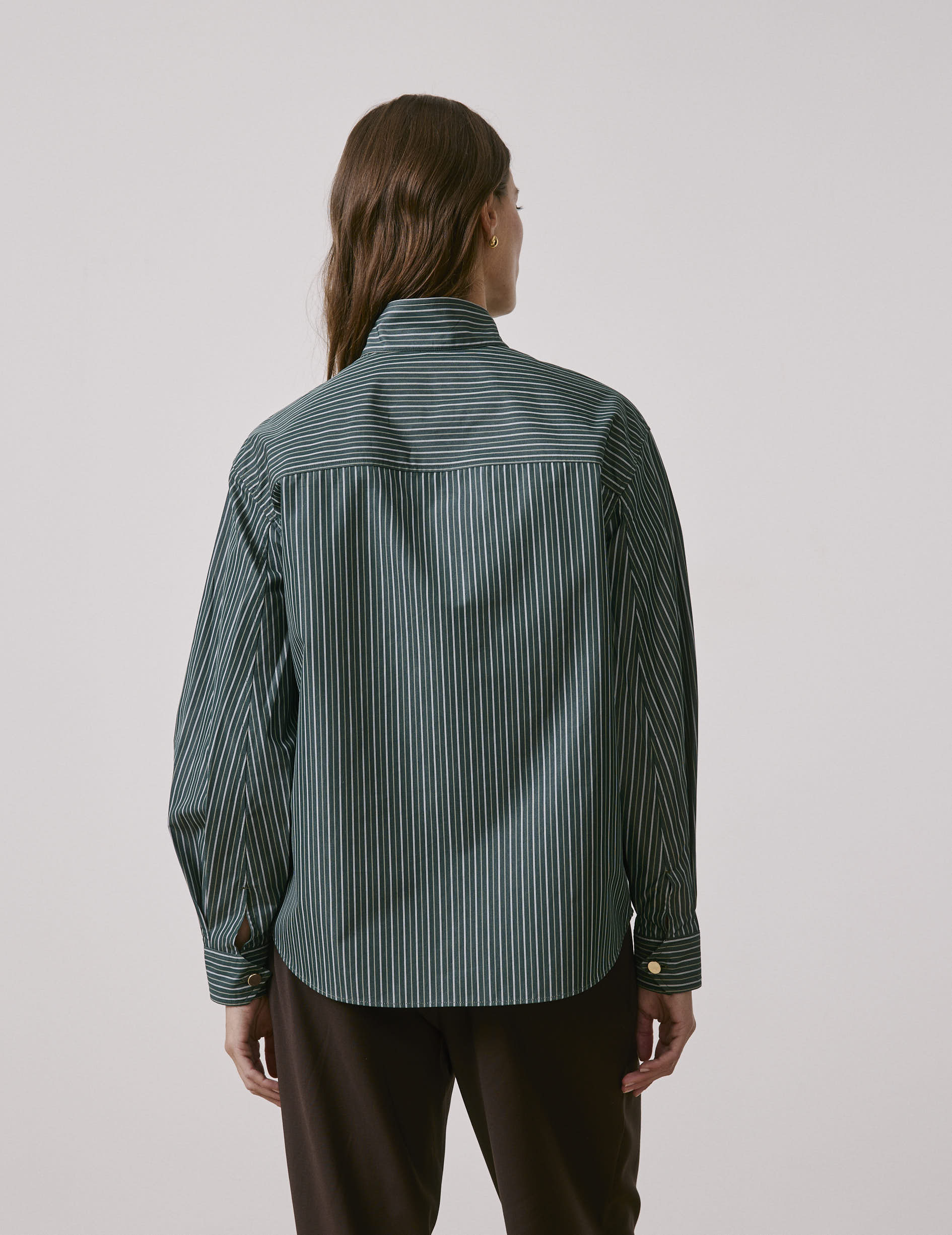 Chemise Innaée en popeline rayée verte - Popeline - Col Droit montant pointe