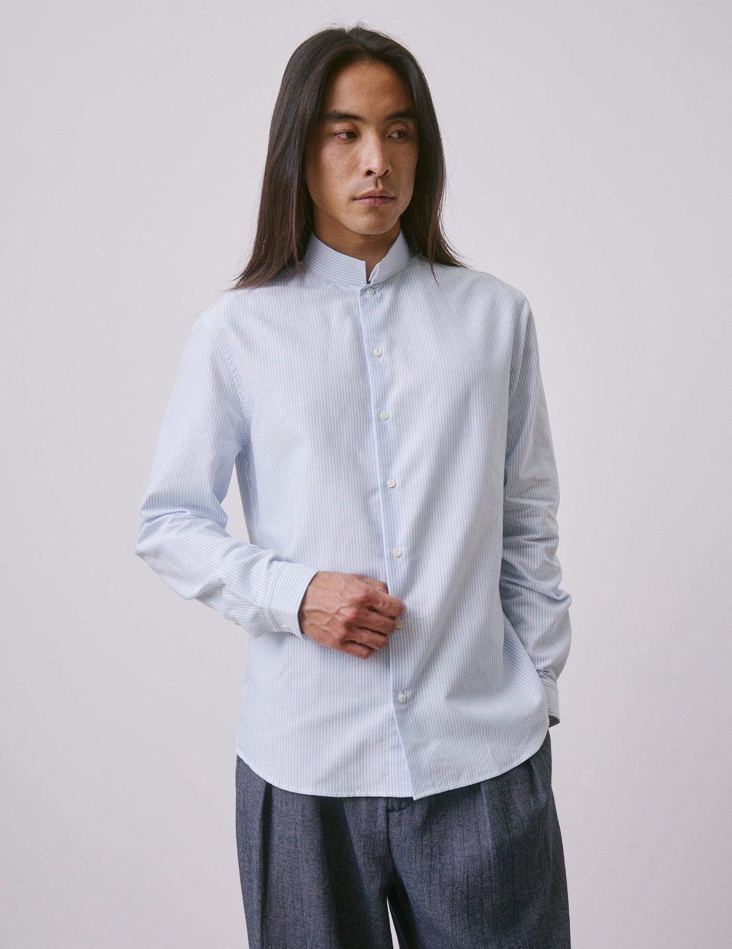 Semi-fitted light blue striped shirt - Oxford - Reverse Collar