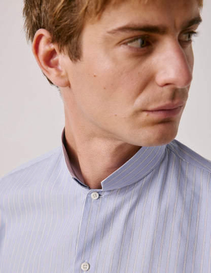 Chemise semi-ajustée rayée bleue