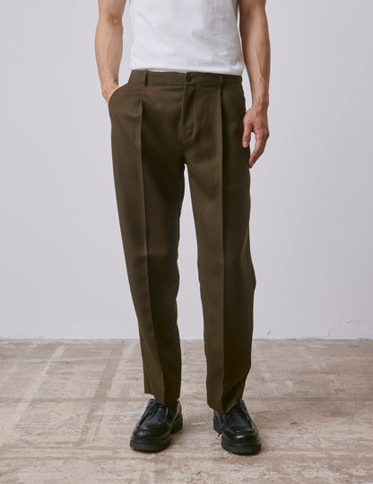Pantalon Nataneo en laine vierge kaki