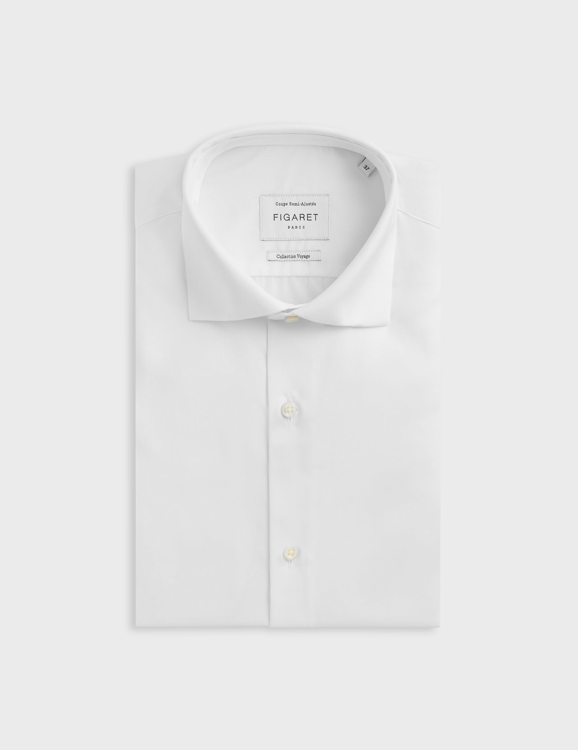 Semi-fitted white wrinkle-free shirt