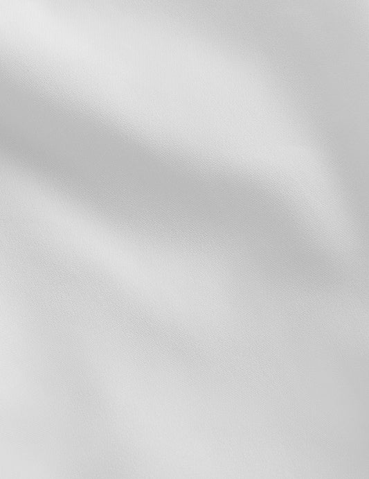 Semi-tailored white wrinkle-resistant shirt