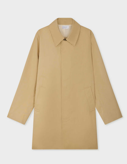 Two zipped front pockets