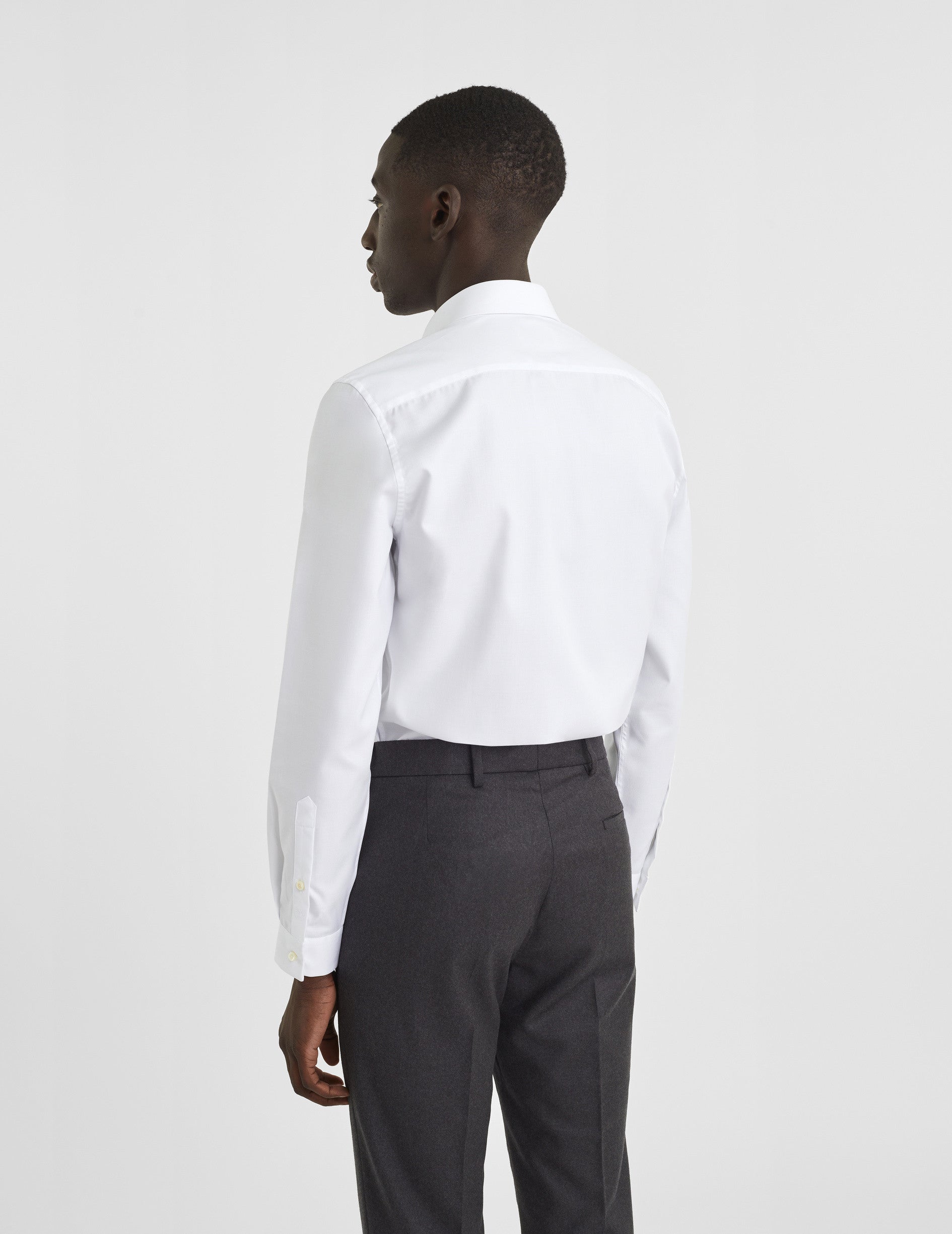 Fitted white shirt - Shaped - Thin Collar