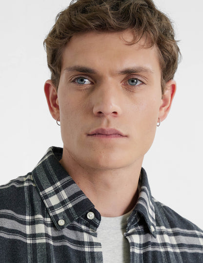 Gabriel shirt with gray checks