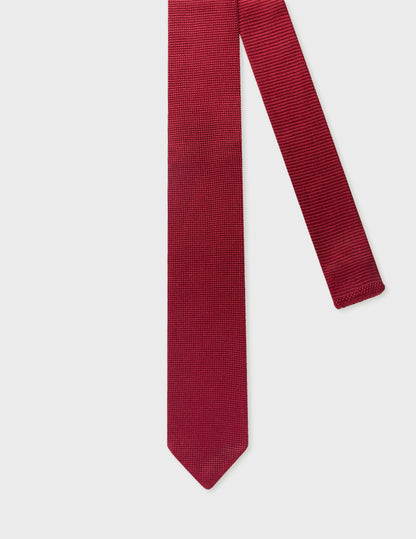 Cravate tricot pointue en soie bordeaux