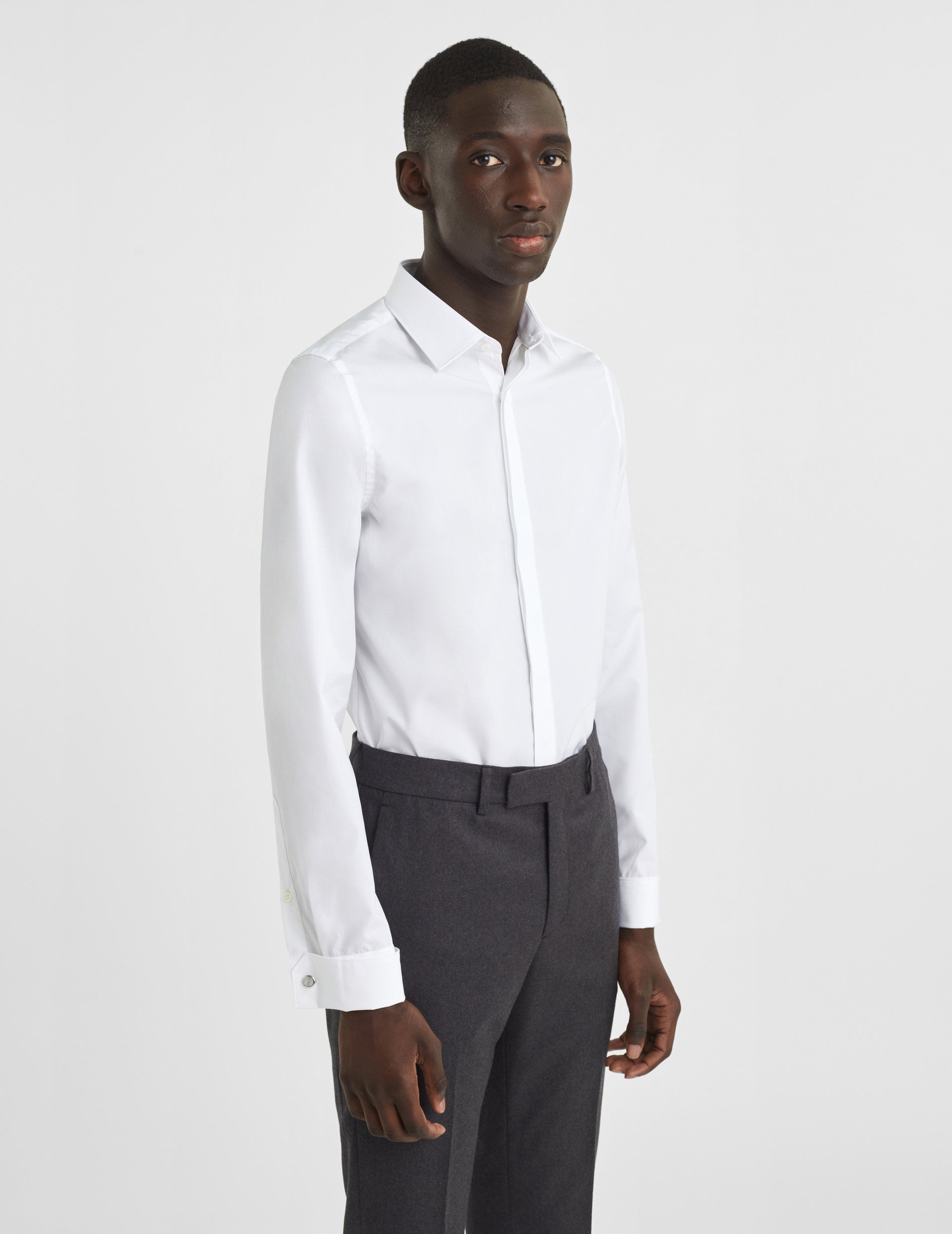 Fitted white concealed throat shirt - Poplin - Figaret Collar - French Cuffs