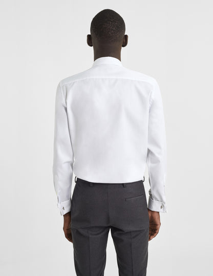 Semi-fitted white shirt